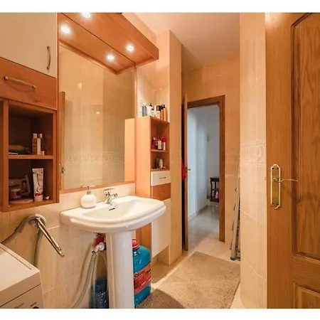 Charming Flat At Historic Centre & Short Walk To Beach Alicante Exterior photo