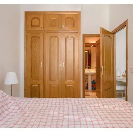 Charming Flat At Historic Centre & Short Walk To Beach Alicante Exterior photo